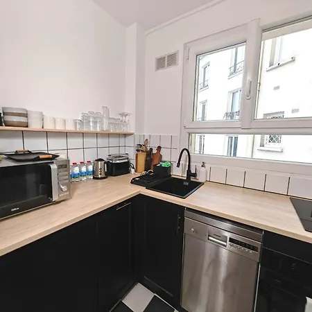 Havre De Paix Aux Buttes Chaumont