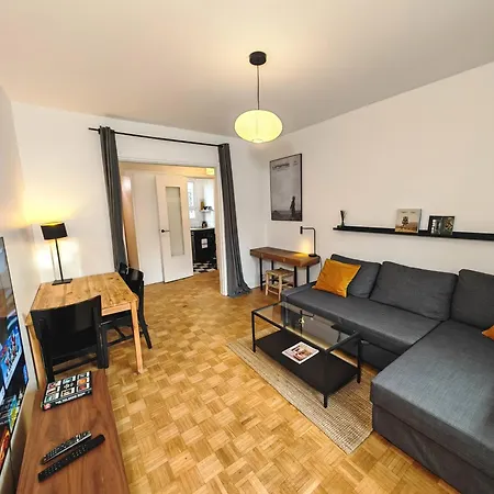 Havre De Paix Aux Buttes Chaumont *